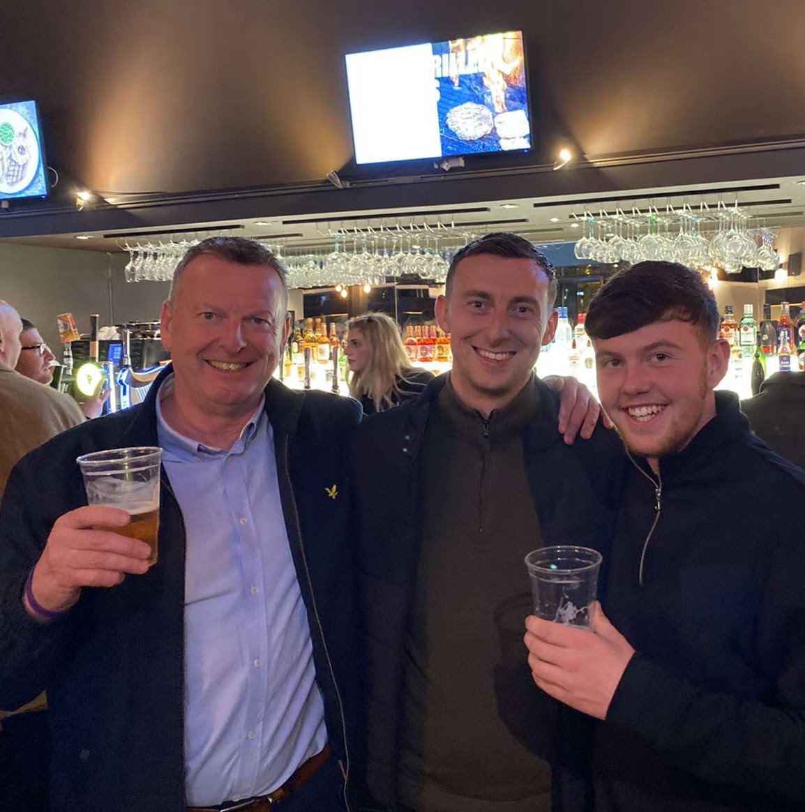 CaptainBrownett's tweet photo. Was it a dream ? "If Carlsberg did Saturdays with my Boys"😍 #CityGround ⚽️ #Anoki 🍛 #WoodConlan 🥊💥 https://t.co/9MZzhy4b0y