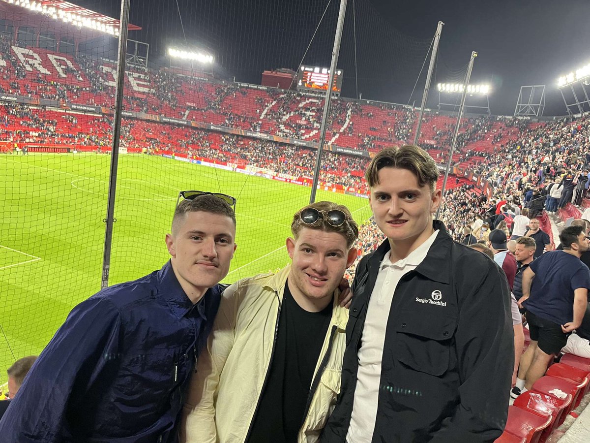 Jamiebuckk's tweet photo. Quality trip away. Praying we can go on at least one more this season. 🇪🇸⚒🍻 https://t.co/2th7zGOgcY