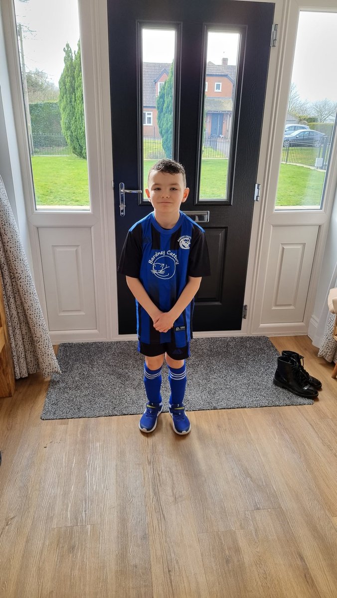 First proper game today for the young man. Bardney U8 against Ruskington 😎