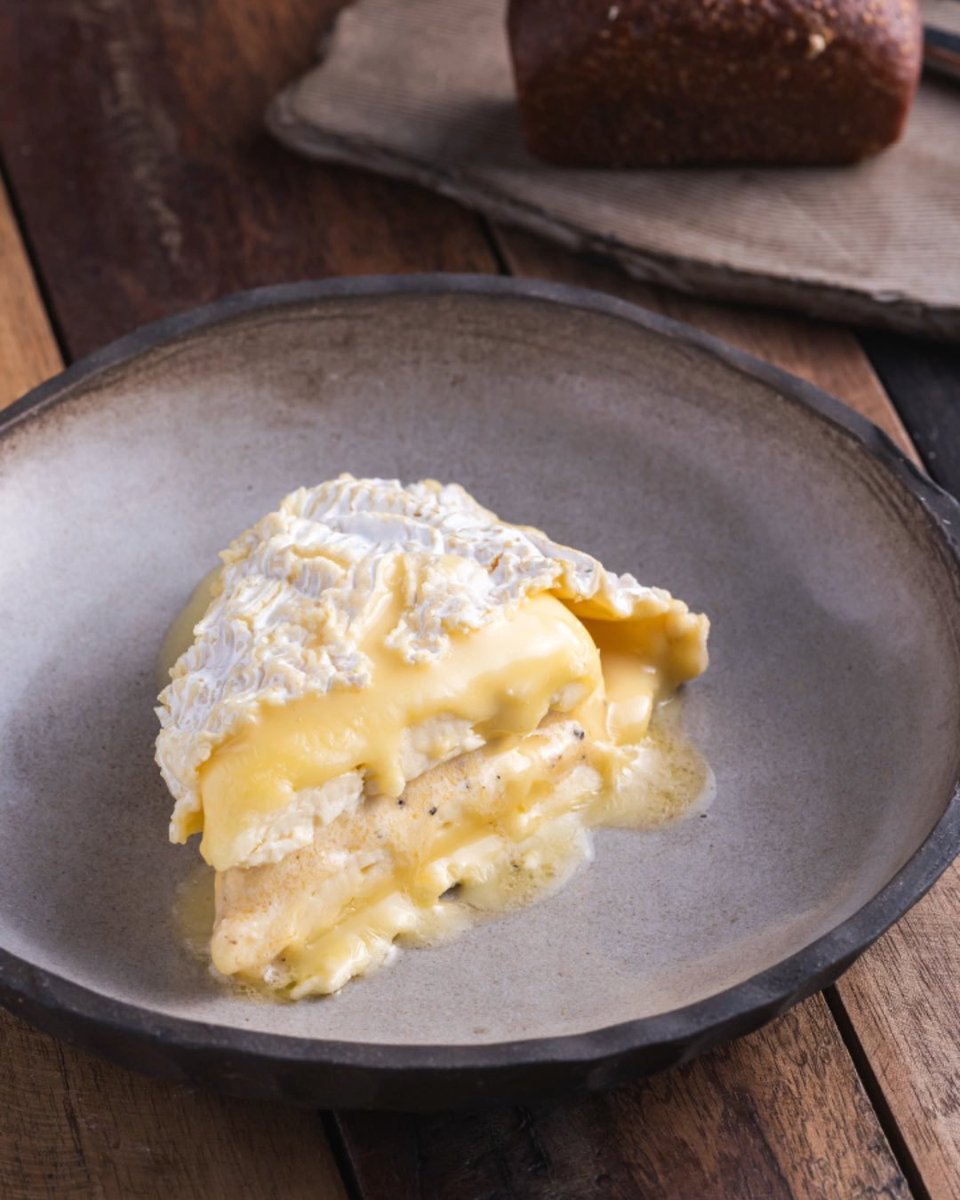 50% OFF our new tasting menu on Wednesday (16th March) if you’re attending or exhibiting at @NRBManchester. 

Or cheese &amp; wine at HOMAGE, £40 per person, 5 British &amp; Continental cheeses, uniquely matched chutneys, sourdough crackers &amp; accompanying wine.

bit.ly/3B0zSwd