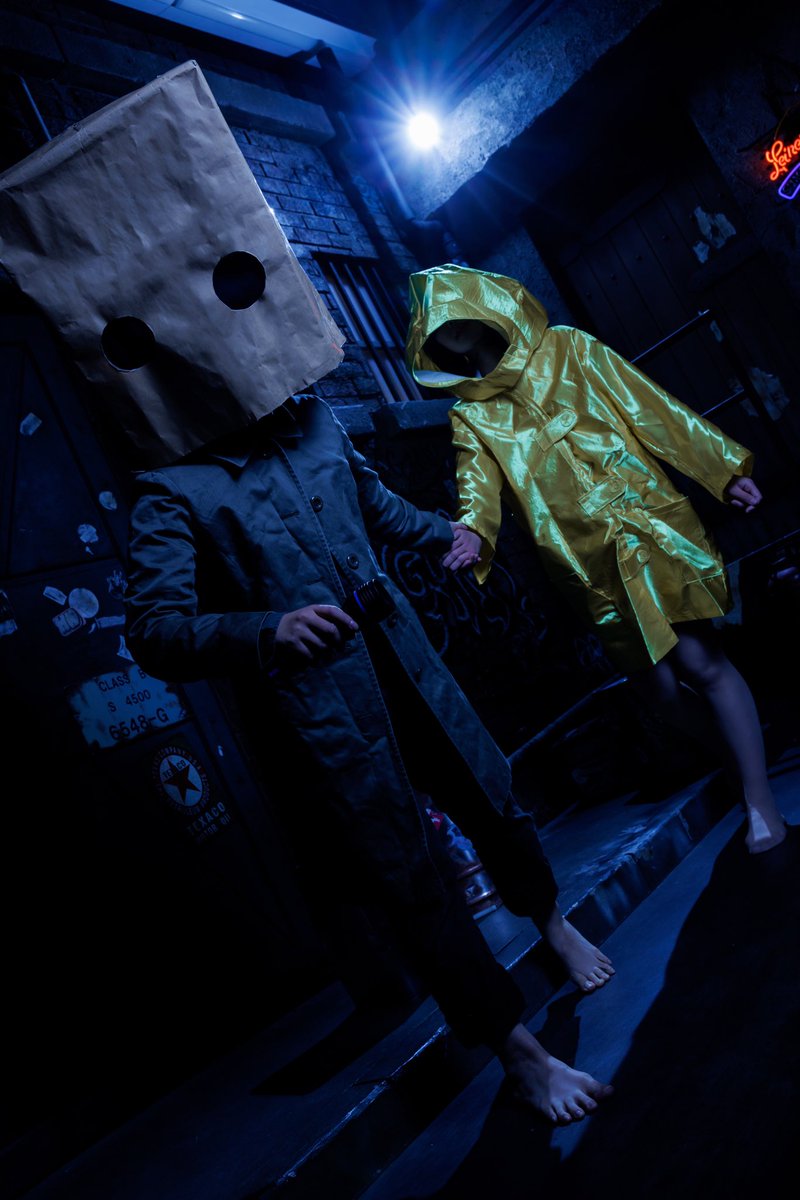 disney41o's tweet photo. 【コスプレ/cosplay】
・．━━━━━━━━━━━━ † 

     LITTLE NIGHTMARES Ⅱ
                   リトルナイトメア 2 

━━━━━━━━━━━━．・
6️⃣@1_8my 
1⃣@disney41o 
photo(@ume_a81116 )
studio(@hacostadium_t ）
 #ハコスタジアム東京
カメラマンサービス使わせて頂きました📷 https://t.co/o3Pn5CwJHy