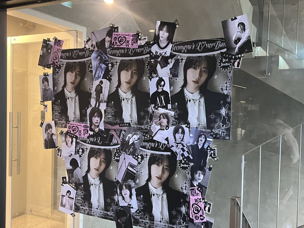 plus_moa_'s tweet photo. #BeomgyuLoverBand
선착 특전 보고 범규 생카를 돌겠다고 결심하게 만든 곳
공테이프는 최애곡들로 열심히 채워보도록 할게 너무 이쁘다 https://t.co/pdSMCIirNn