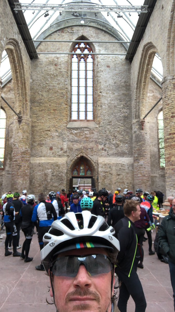 FietspaT's tweet photo. Op de helft, Bolsward #wf11st https://t.co/i43W9ltkBU