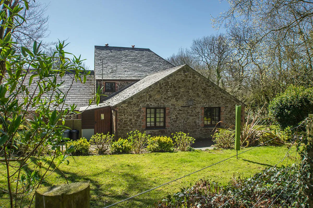 Handiscovercom's tweet photo. ๐ก Accessible Cottage with Availability in Cornwall, UK ๐ฌ๐ง
The accommodation has wide doors, a walk-in shower room and parking at the front door, ideal for people with disabilities โฟ๏ธ
Available from 22-28 of April. Check it out here ๐ https://t.co/sGW2uORDa0
#handiscover https://t.co/tJdnhon5vt