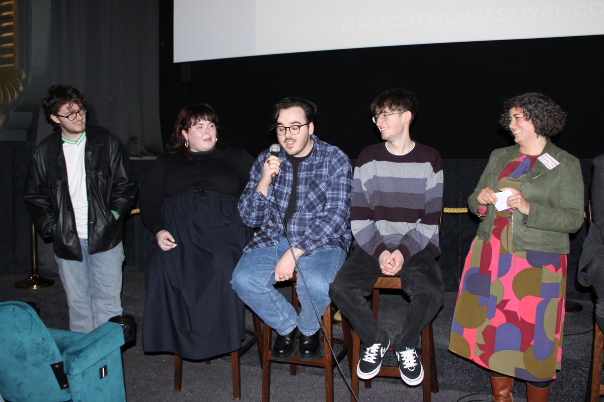 FirstCut1's tweet photo. #YMVC Panel & Awards at @RegalYoughal on Sat 12 March, hosted by Jessica Bonenfant Coogan and presented by @BobFilmsThings.
Congrats to joint Winners; Robert Bass & Eoin Byrne with their video for @TierneyAlex, and Darragh Scott & Emma Murphy with their video for @GodKnowsRF. https://t.co/CB2QTV7LE5