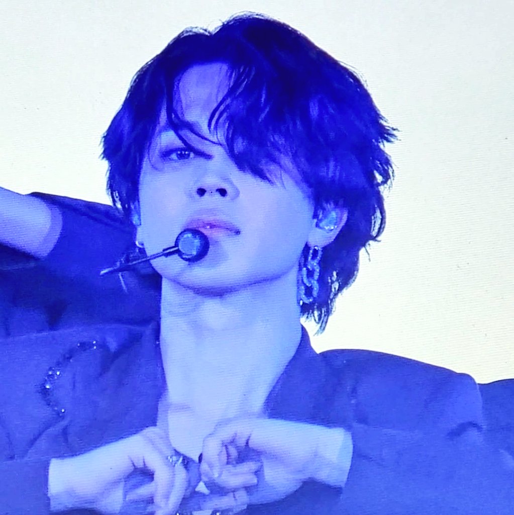 jimin05k's tweet photo. 😭💜peroo el jikook 
#PermissionToDanceOnStageSeoul 
#jikook https://t.co/hK6rL78qD3