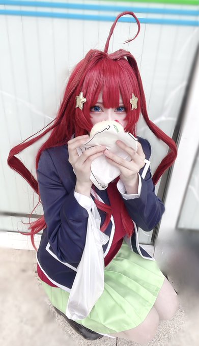 Twitterのコスプレ画像3