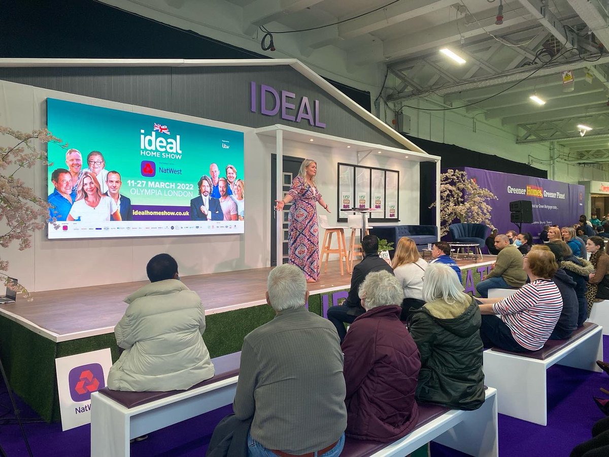 insightwpassion's tweet photo. The interiors industry is worth billions of pounds in the UK - itβs great to see our founder @katehardcastle join a team of @ITV celebrity experts on the @NatWest_Help super stage helping the nation save money & live better.
#idealhomeshow
#eatshopsave https://t.co/DIhq4WJnsR