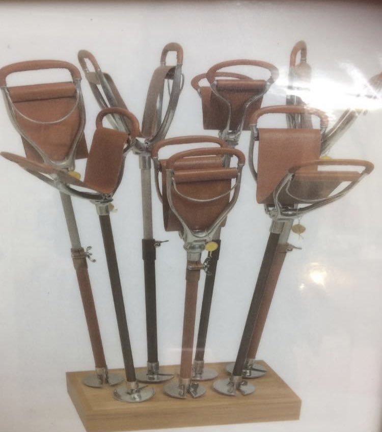 walkingsticks_'s tweet photo. Seat Sticks , height adjustable , perfect for golf, races etc , @walkingsticks_ @WesleyStTraders @southport @southport @visitsouthport #golf #races #shootingsticks #seatsticks https://t.co/GnD269EQ3T
