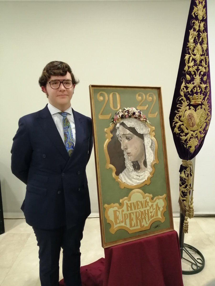 Hoy mandamos nuestra mas cariñosa felicitación a <a href="/juanjoogalianoo/">Juanjo Galiano</a> por el magnífico cartel de la  Estación de Penitencia de <a href="/hnuevaesperanza/">Hermandad Nueva Esperanza</a> de este 2022.
Bella obra salida de sus manos, le deseamos siempre lo mejor y le mandamos un fuerte abrazo!!
#CofradíasMLG   <a href="/SpesNostra18/">Niña de Sta. Ana</a>