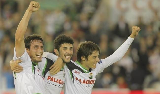 Después de mucho tiempo vuelvo a casa…⚽️💚. 

Va a ser muy especial volver a pisar el sardinero y recordar todos los momentos felices que tengo en mi recuerdo, primero animando desde la grada y luego disfrutando dentro del campo 😄<a href="/realracingclub/">Real Racing Club</a>