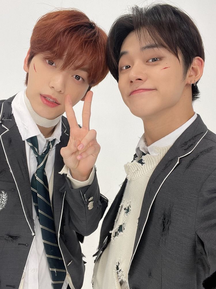 sunjunthinker's tweet photo. #getwellsoonsoobin ♡ #getwellsoonchanhee https://t.co/gcupTSrM5C