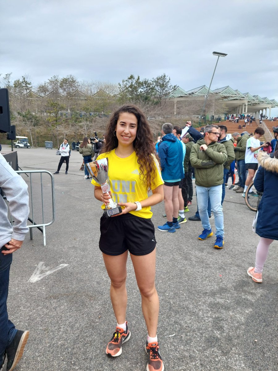 UPFBarcelona's tweet image. Claudia Martínez, estudiant de Doctorat en @TraduccioUPF, i Mateo de Dalmases han estat els primers classificats de la #UPFBarcelona.

Enhorabona! 🎉🎉🎉

#unirun @uniruncat @esportsupf @esportcatuni @mateodedalmases