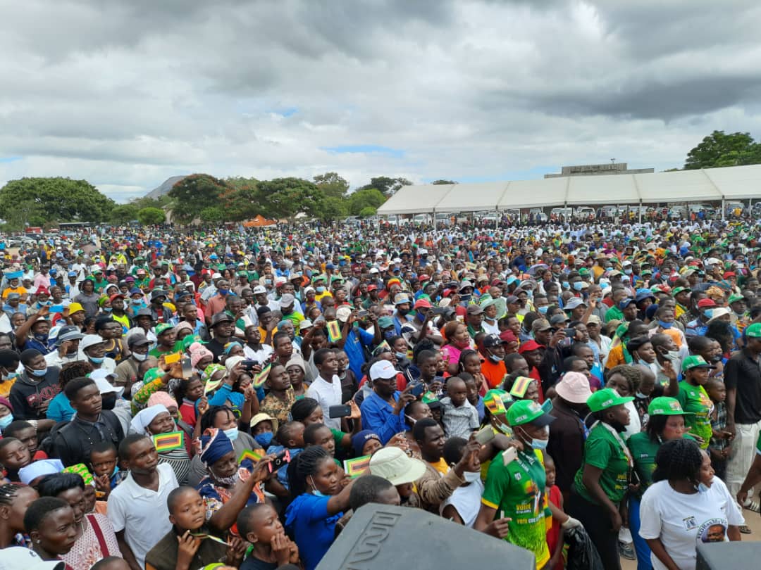 TEAM-ZANU-PF #Sanctionsmustfall tweet media