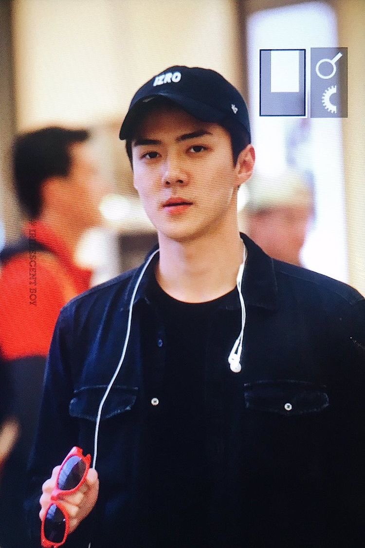 Liat karin sm gangga balikan, pernah terbersit dipikiran asik jg balik sm mantan. Eh taunya lagu lama kaset kusut. Dahlah, Sehun is the only man i trust😩