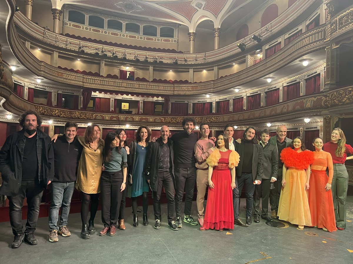 Gracias <a href="/antoniomunozsev/">Antonio Muñoz</a> por acompañarnos anoche en el estreno de #LaMujerTigre, una ópera que pone de relieve el talento de nuestros jóvenes. 

Recordad que aún estáis a tiempo de disfrutar de la ultima función!! Hoy a las 19h.😊💕