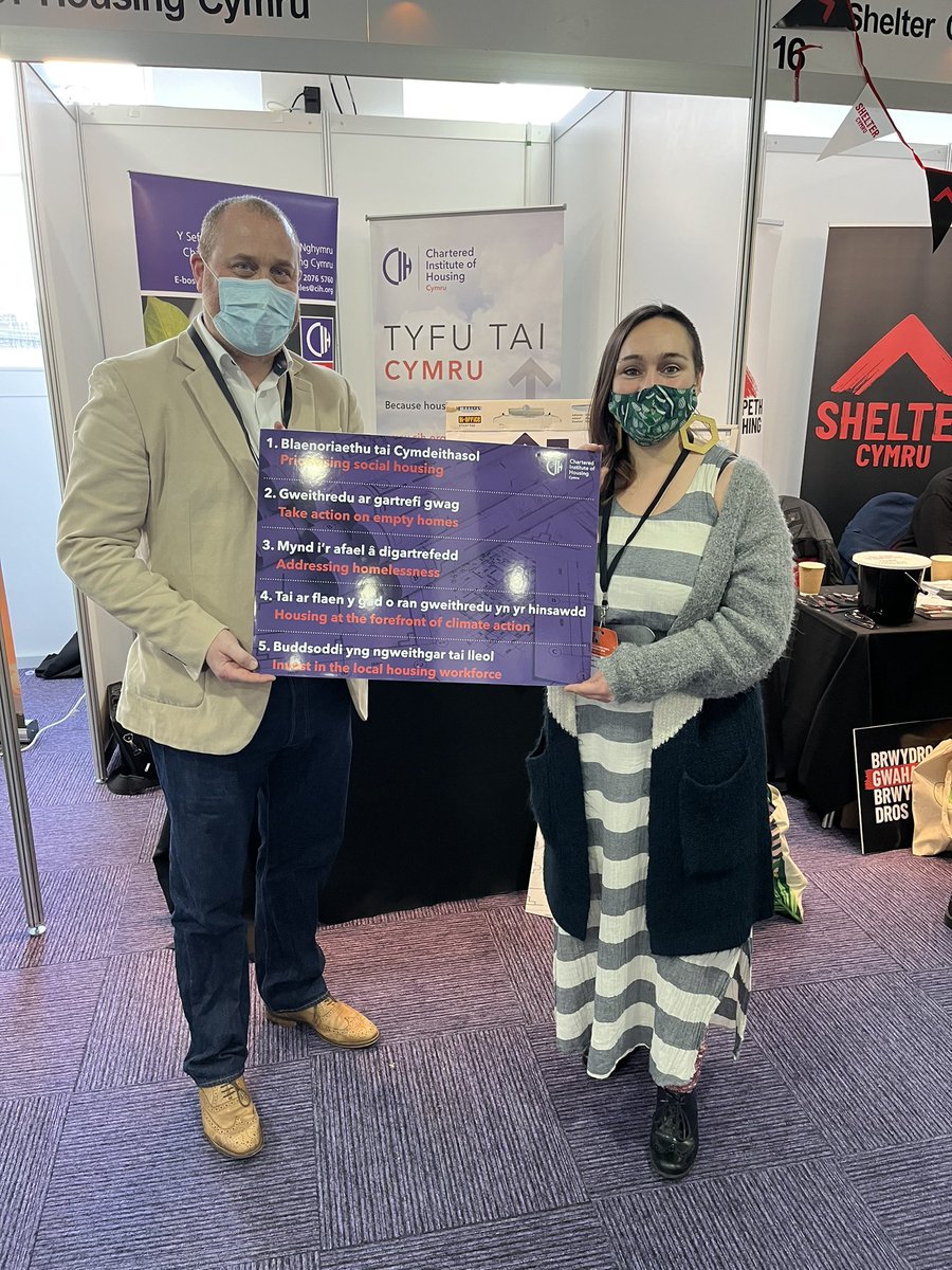 CIHCymru's tweet photo. Great to hear @lorna_stabler ‘s passion for local housing challenges in support of our #ThinkHousing pledges.
Gwych clywed @lorna_stabler 'angerdd dros heriau tai lleol i gefnogi ein haddewidion #MeddyliwchTai https://t.co/egXUNL5zLc