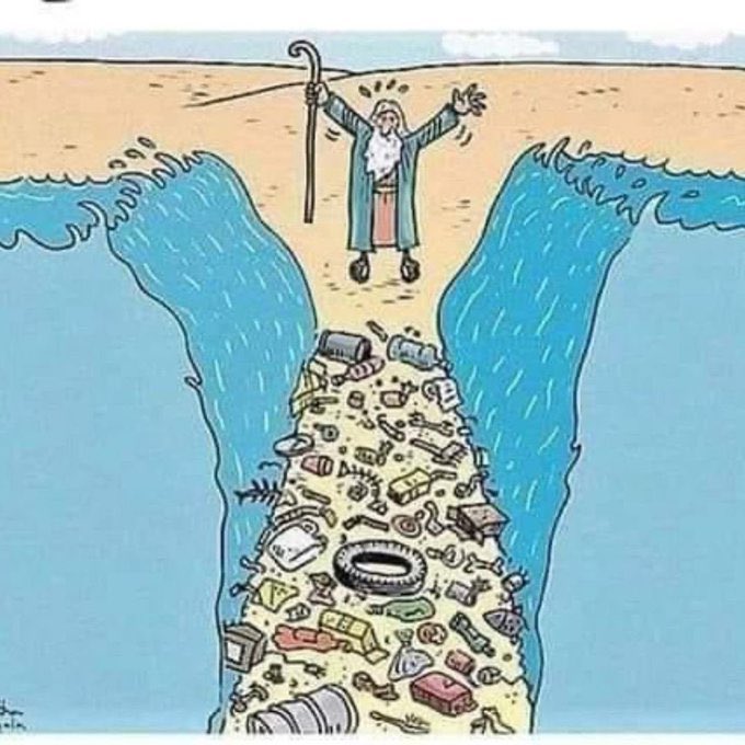 SurfActivist's tweet photo. Modern day Moses #OceanPlastic #ClimateCrisis #Saveourplanet #circulareconomy https://t.co/KFaNRSWBBo