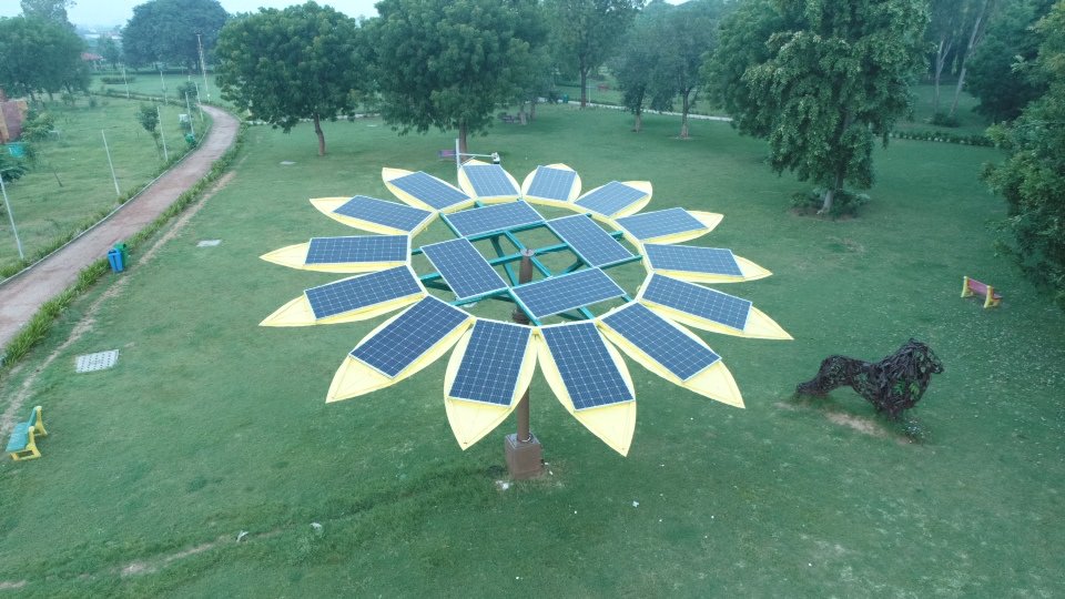 pandya_shani's tweet photo. @ANI_multimedia Install Solar Tree with us @img_powertree https://t.co/KsIHAblstv