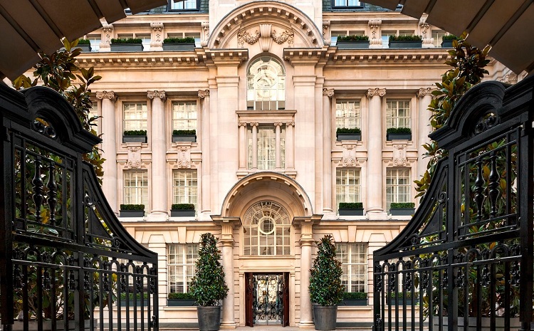 HOSPITALITY & CATERING NEWS (@handcnews) on Twitter photo Inaugural International Restaurateurs’ Dinner announced <a href="/RosewoodLondon/">Rosewood London</a> featuring menu by <a href="/claudebosi/">Claude Bosi</a> <a href="/ChefTomKerridge/">Tom Kerridge</a> <a href="/JeffGalvin1/">Jeff Galvin MCA</a> Simon Young hospitalityandcateringnews.com/2022/03/nterna… and what a menu it is... 😋😋😋 Inaugural International Restaurateurs’ Dinner announced <a href="/RosewoodLondon/">Rosewood London</a> featuring menu by <a href="/claudebosi/">Claude Bosi</a> <a href="/ChefTomKerridge/">Tom Kerridge</a> <a href="/JeffGalvin1/">Jeff Galvin MCA</a> Simon Young hospitalityandcateringnews.com/2022/03/nterna… and what a menu it is... 😋😋😋
