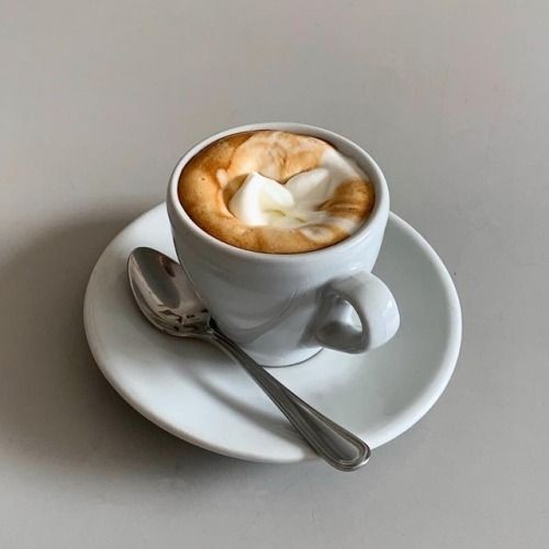 💜 new order 💜
order: a drink
for: <a href="/myungseo_/">ma:x 🌻</a>
from: hyungseo <a href="/M25_CLASSy/">Awkwafina Shady Facts</a>
message: “the ulap is grey lmao 🤣😂🤣😂”