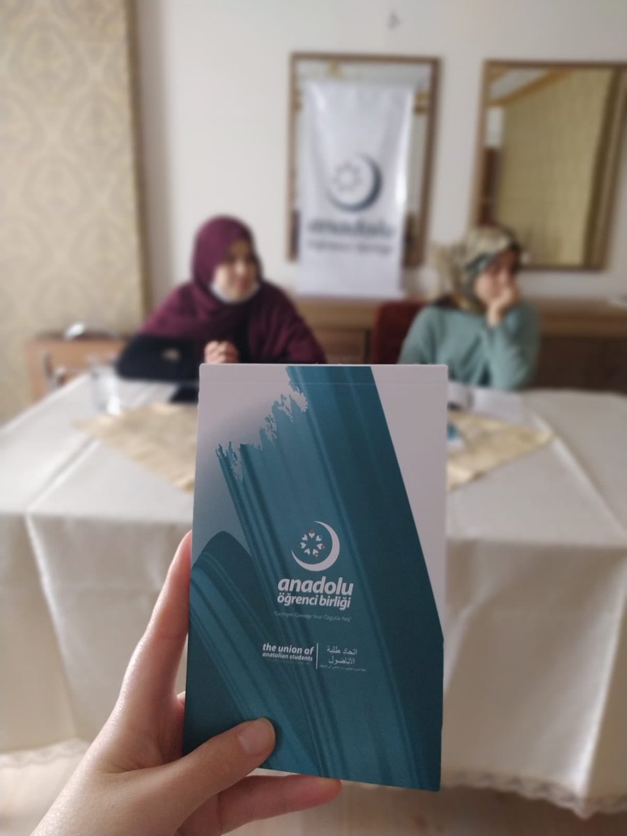 aobosmaniye's tweet photo. İz bırakanlardan Ayşe Hümeyra Ökten ve Hasan el- Benna'nın hayatını, düşüncelerini, fikirlerini ve bize bıraktığı izden yürüyebilmeyi zikrettiler. https://t.co/VKLDNhPjQU