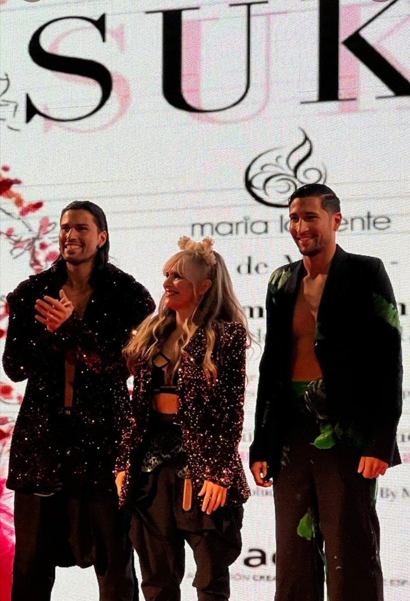 observandoyopin's tweet photo. Se puede querer a rabiar a estas 2 personas maravillosas???
SE PUEDE!! 😍😍
#TeamOnestini
#LucaFashionWeek
#GianmarcoDesfile https://t.co/pyKJXhSbQt