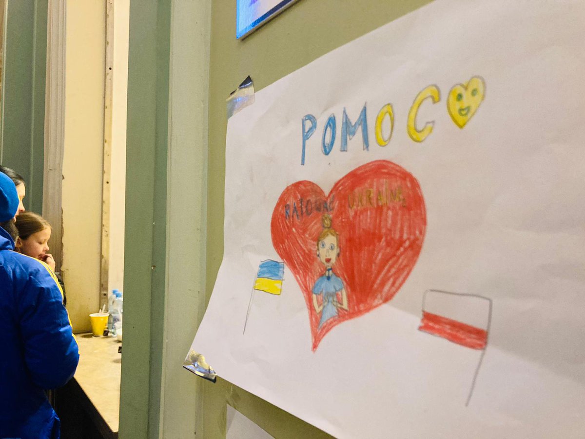 worldduchenne's tweet photo. Yesterday and today we are at the borders in Poland (Medyka) where the refugees arrive. Many emotions: pain, courage, strength, fear, hope. Volunteers from several countries of the world ready to help.
→ Support the #DMDEmergencyProgram
https://t.co/P95as4tshO https://t.co/whPYsIs3uq