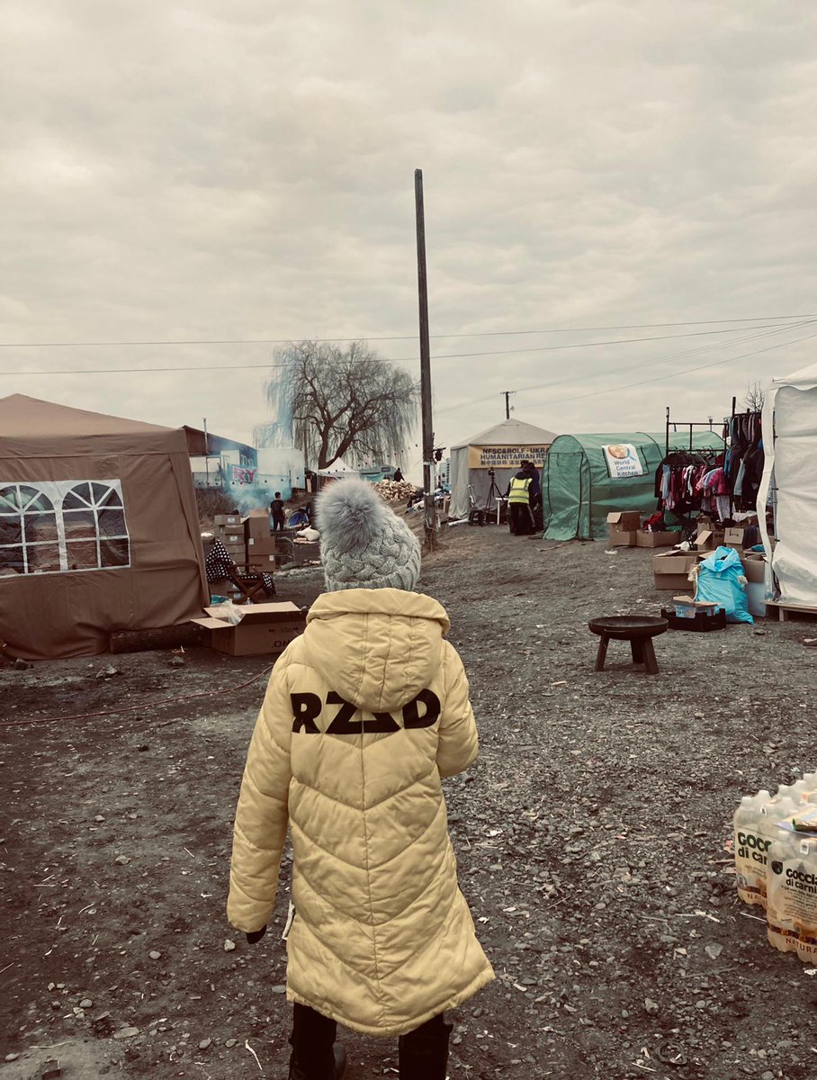 worldduchenne's tweet photo. Yesterday and today we are at the borders in Poland (Medyka) where the refugees arrive. Many emotions: pain, courage, strength, fear, hope. Volunteers from several countries of the world ready to help.
→ Support the #DMDEmergencyProgram
https://t.co/P95as4tshO https://t.co/whPYsIs3uq