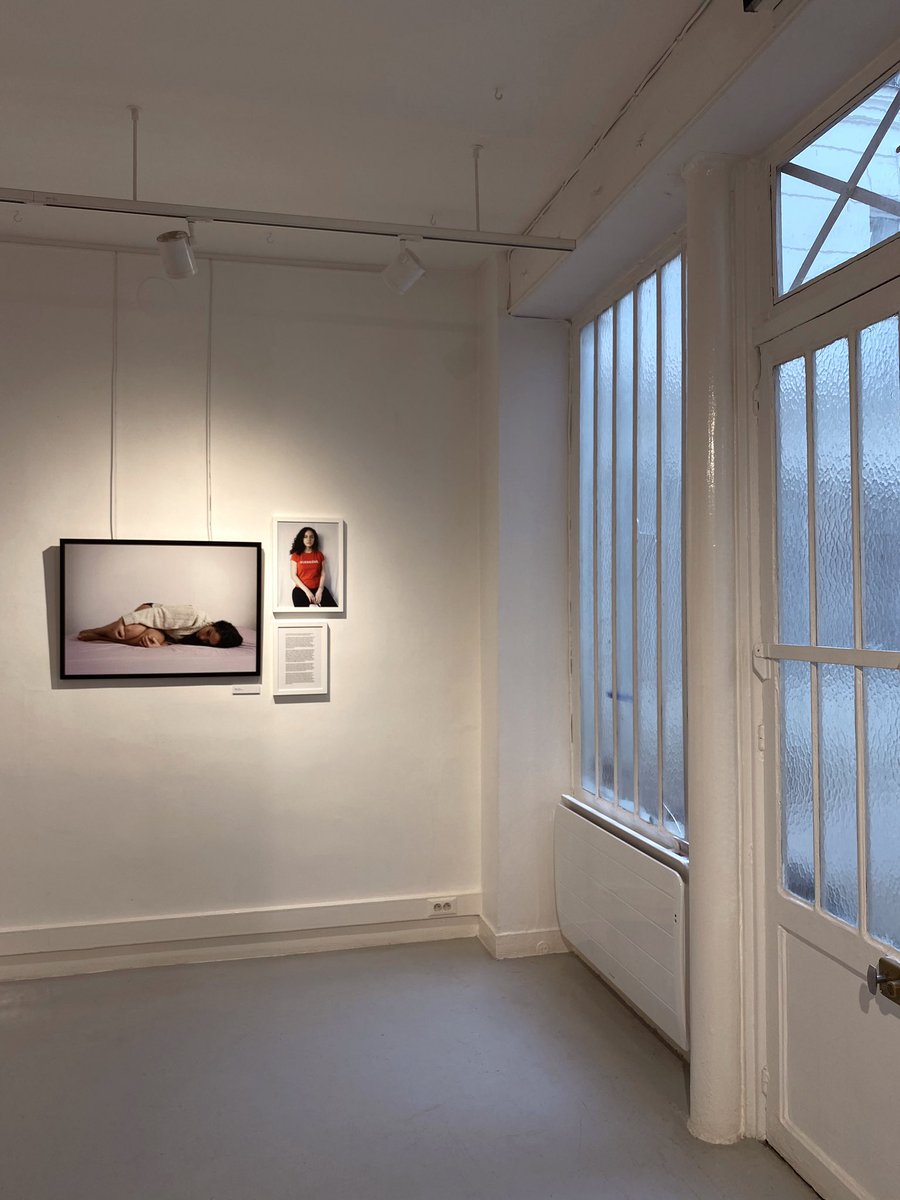 Exposition Une sur trois jusqu’au 20 mars à #Paris (28 rue Beaurepaire, 75010 Paris) 👇🏻 #unesurtrois #LookUp #8mars #expoparis