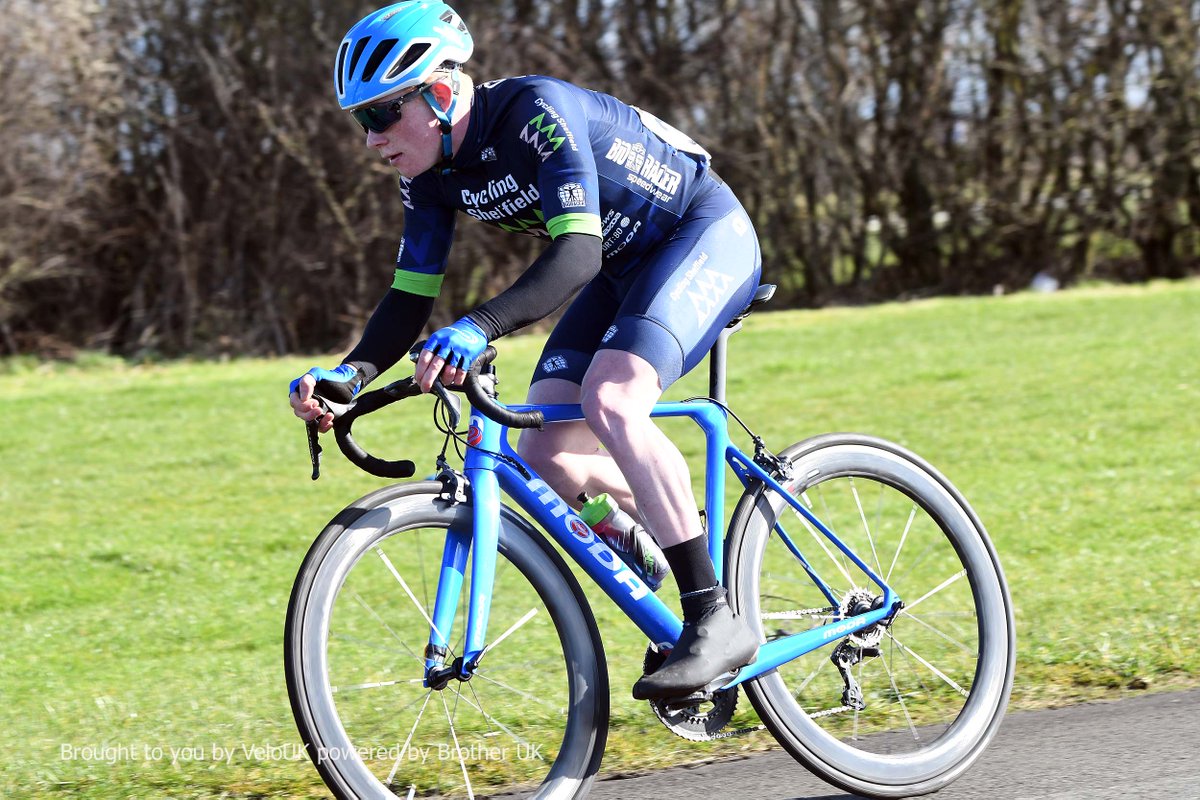 VeloUK's tweet photo. #EddieSoensMemorial - a race the boss at @moda_bikes - Dave Williams - won twice. His bikes in action there on Saturday thanks to @CYCLING_SHEFF 

#Modabikes #racebikes #carbon #colouryourworld https://t.co/0LLoXY23OI