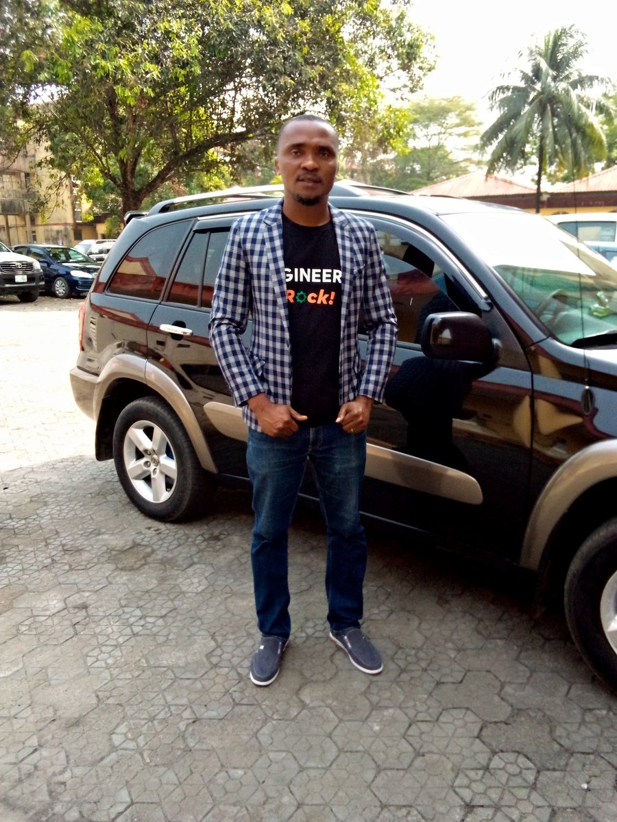 IsipDon's tweet photo. Our money nor go finish no think am joor

#seniormechanicalengineer
#corencertifiedengineer https://t.co/T8Im4CjFEG