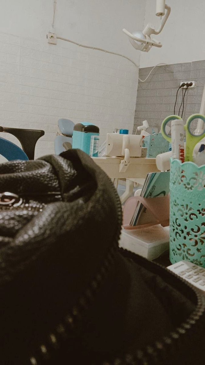 wanitaperiang_'s tweet photo. Apa itu sakit hati?
Wanita² pekerja keras taunya cuma sakit pinggang :D

Apalagi klo banyak pasien scalling jangan ditanya lagi hihi..

#DentalNurse https://t.co/3EdnpaShu3