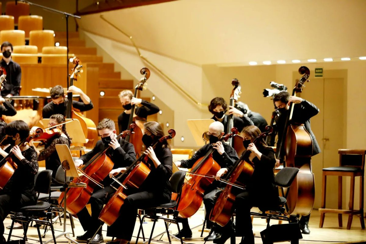 Así está siendo el concierto del 50 aniversario de la UPM en el Auditorio Nacional con nuestro Coro UPM y <a href="/sinfonicaUPM/">Orquesta UPM</a> #somosupm #nosoloingenieria