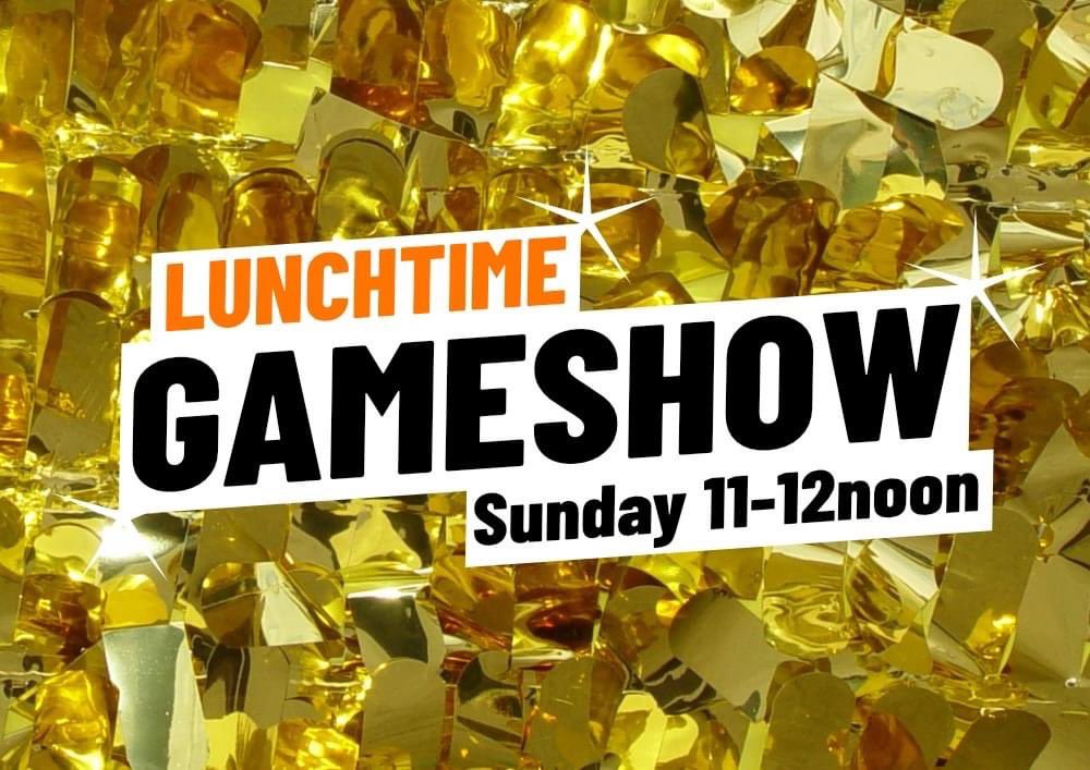 K__Hutchinson's tweet photo. Listening to @theyorkmix Radio today while enjoying a mid morning cuppa 

Welcome back to @TheLunchtimeGS 

📻❓❔❓🤔🤔

#ItsNotJustAnEntertainment 
#ThinkingTime 
#LocalRadio https://t.co/B5iop8upLM