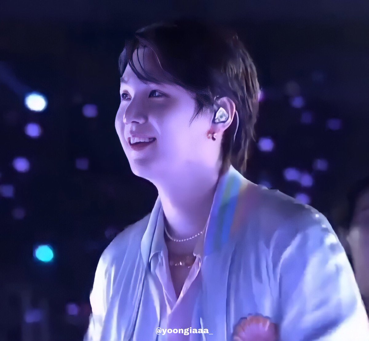 #PTD_ON_STAGE_SEOUL_day3 #suga  #yoongimarryme #BTS_PTD_ON_STAGE_SEOUL #방탄소년단   Mari MENG HD😭🙏🏻👍🏻❣️!