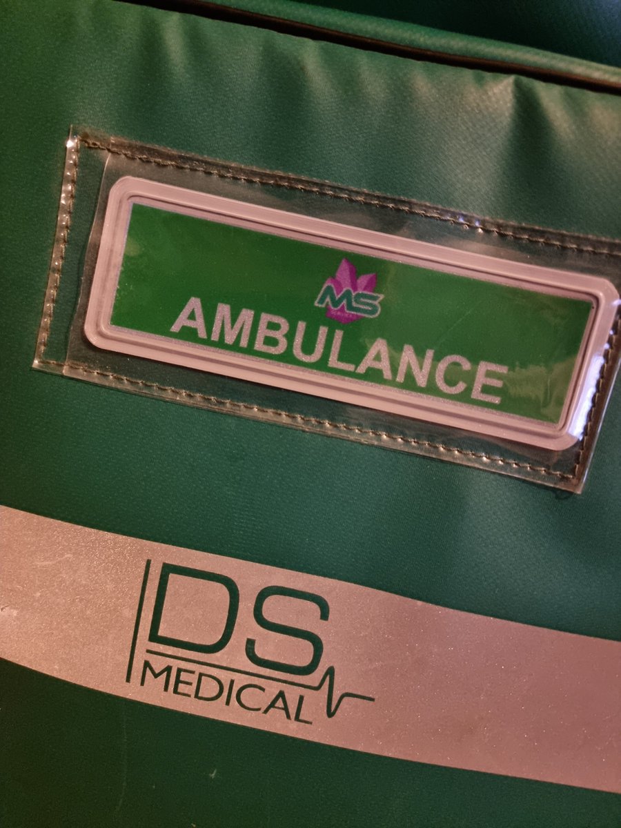 MSServicesLtd's tweet image. Another superfast creation and delivery from @saferesponseuk. Encapsulated reflective sliders for our @ds_medical ERB II bags. Thank you once again! #greatservice #saferesponse #dsmedical #equipment #medicalcover #pvcwipecleanbags #supportingsmallbusinesses #workingtogether