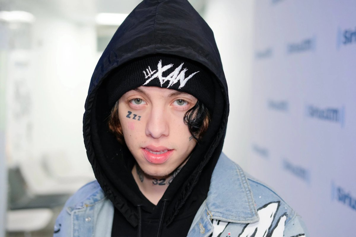 raptvww's tweet photo. JUST IN: #Drake &amp; Lil Xan will drop long awaited collab album NEXT MONTH ‼️ https://t.co/k0GY0w3EmO