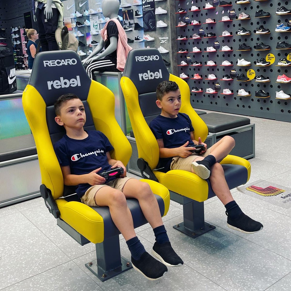 Tanya Husnu tweet media