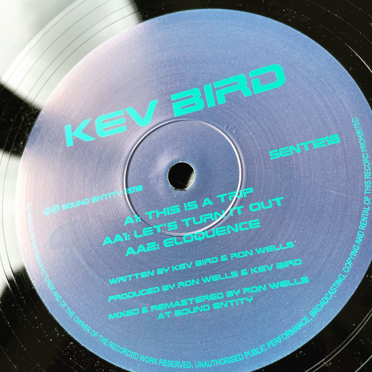 hypephotography's tweet photo. Thank you @hypernade1 - great find.
#oldskool #hardcore #vinylrecords https://t.co/5RwUxfL4Tw