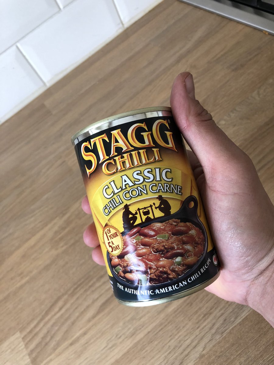 EraFishing's tweet photo. #staggchilli in the house can only mean one thing 🎣 🎣🎣 #carp #fishing https://t.co/EVHxZGrMFh