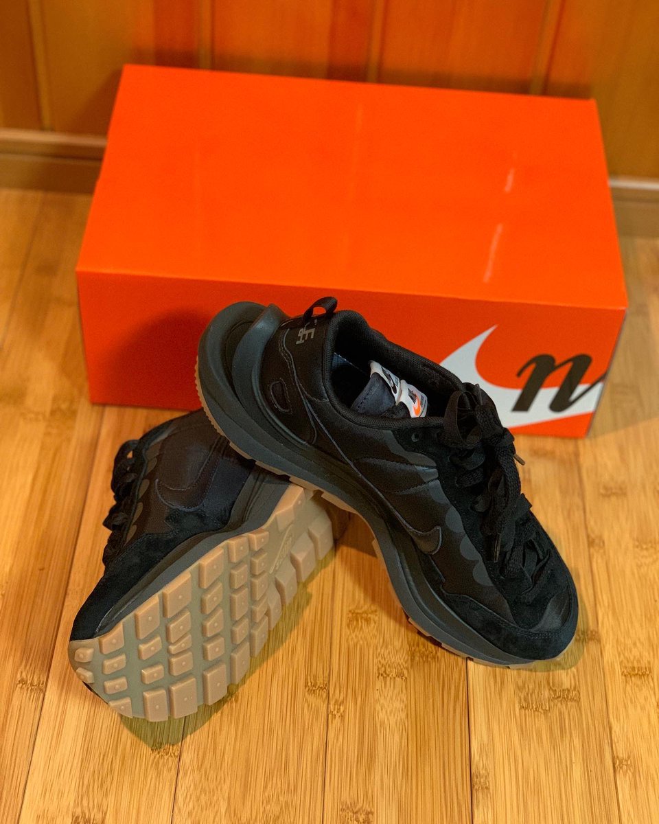 nappi888's tweet photo. sacai x NIKE VAPOR WAFFLE

ゴッテム〜

ガムソールがいい味出してる〜

#nike #sakai https://t.co/4IU0ARh0Bx