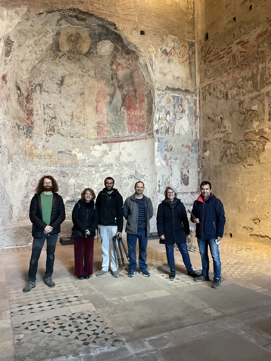 EHEM_project's tweet photo. 👾 Lasers!

🧰 The Catalan engineering team (@UniBarcelona &amp; @la_UPC) has finished a laser scanning campaign in #SantaMariaAntiqua. 

🔎 Data were collected with a @LeicaGeosystems RTC360 #3D scanner. Next steps will involve image &amp; color calibration on a #3DModel of the church! https://t.co/2YIrhjsEvN