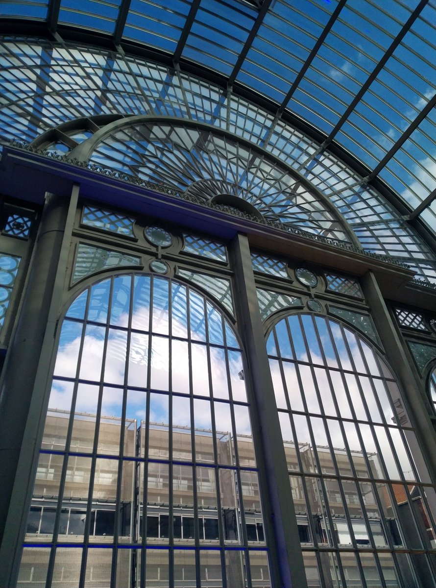 BethTay43500245's tweet photo. Yesterday, Miss Taylor spent the day at the Royal Opera House learning about how to develop more amazing artistic and cultural opportunities for Springfield students. Amazing day with inspirational People! Exciting things are coming! #leadersforimpact #gen5 #ROHB https://t.co/qg0vCg9pmY