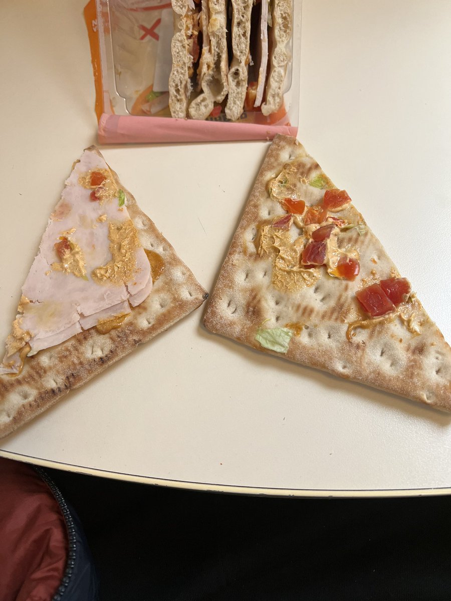 BichouJango's tweet image. Sérieusement on m’a souvent baiser mais alors là c’est quelque chose