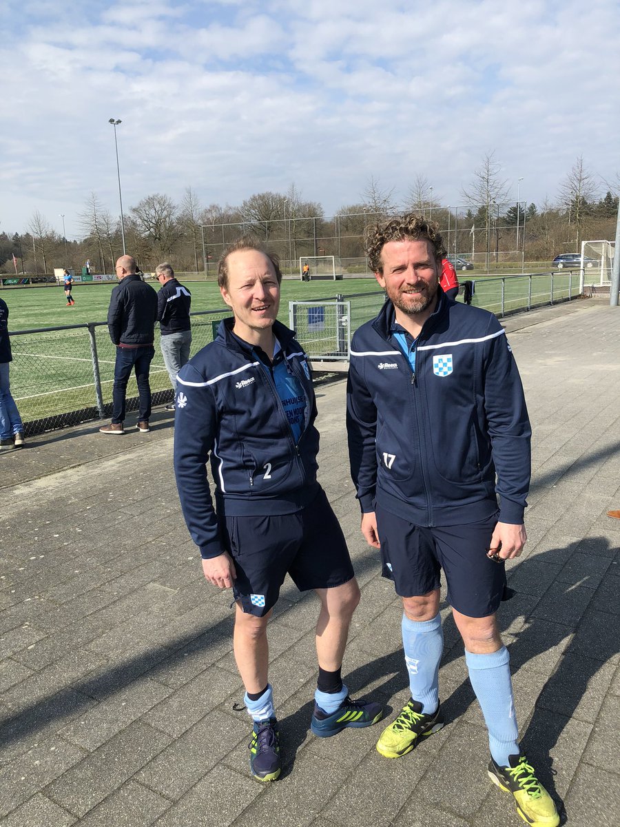 De nummer 1 en 2 van <a href="/d66dalfsen/">D66 Dalfsen</a> hebben hard gestreken op de Ommense hockeyvelden. De Dalfser eer is hooggehouden. #dalfsen #gr2022 #gemeenteraadsverkiezingen