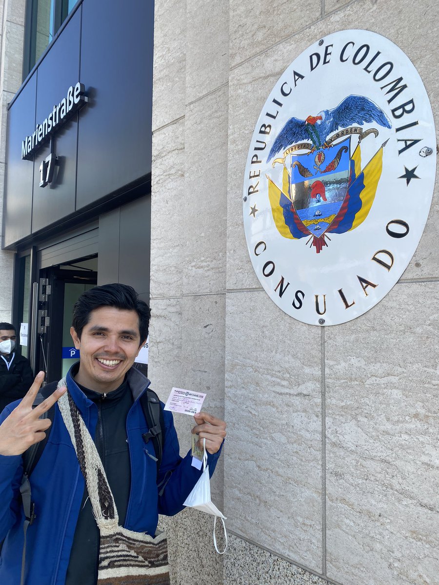 Listo! Desde Stuttgart, y todos los rincones del mundo, vamos a cambiar este país! Senado vamos con el pacto <a href="/PactoHistorico/">Pacto Histórico Colombia</a> 🧡💙❤️💚💜, Cámara internacional con @nataliamunevar_ y por supuesto que la consulta por Petrico <a href="/petrogustavo/">Gustavo Petro</a> 🤞🏽