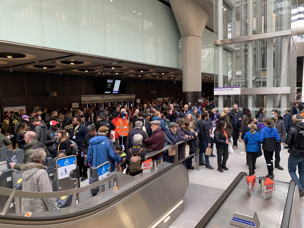 Zeldieralt's tweet photo. Taking part in the last round of customer trial ops on the #ElizabethLine.

Over 2,000 people in attendance for today where we will do a round trip of the core route.

@Crossrail https://t.co/rj8aKxWyL9