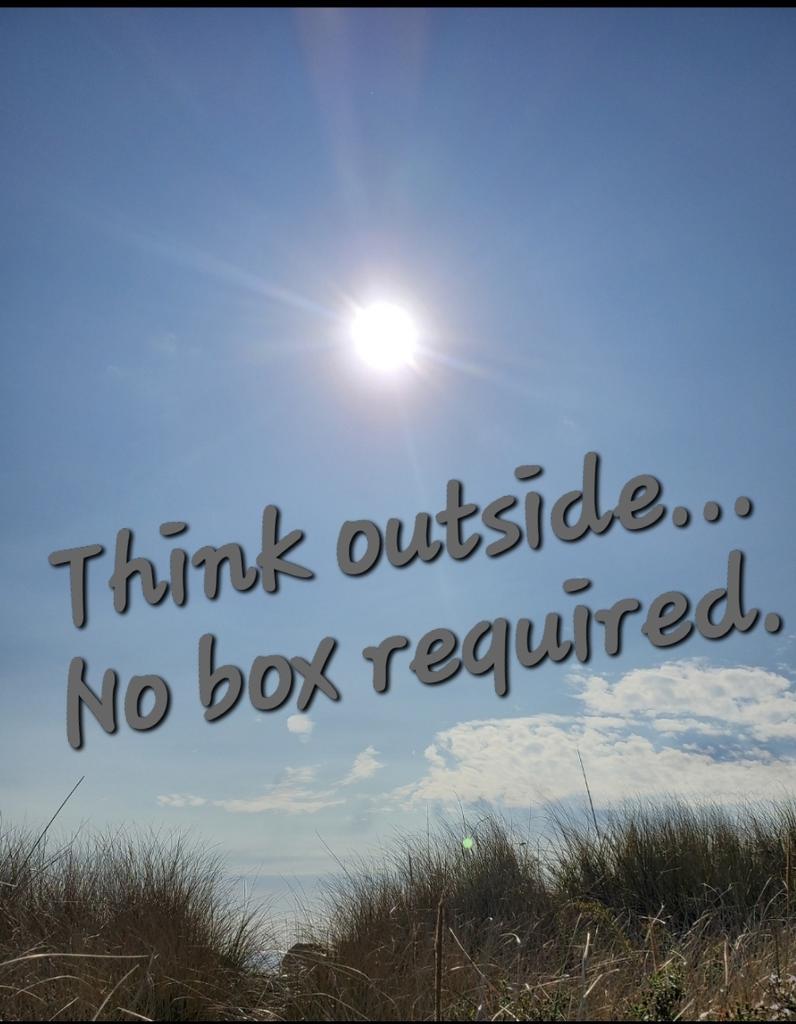 ADHD123SUE's tweet photo. #RememberWhenWeThought  winter would never end? 7 more days until Spring! https://t.co/oOl5WjdpQE