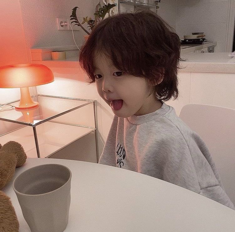 la cara de mi hijo al ver que pedimos mcdonalds: